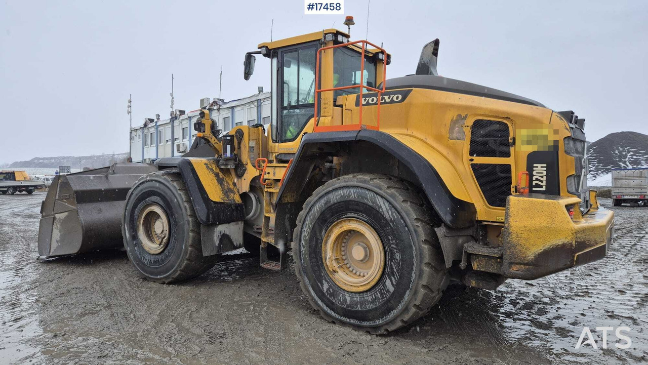 Wheel loader VOLVO L220H OptiShift (2021) - Cargadora de ruedas: foto 4 Wheel loader VOLVO L220H OptiShift (2021) - Cargadora de ruedas: foto 4