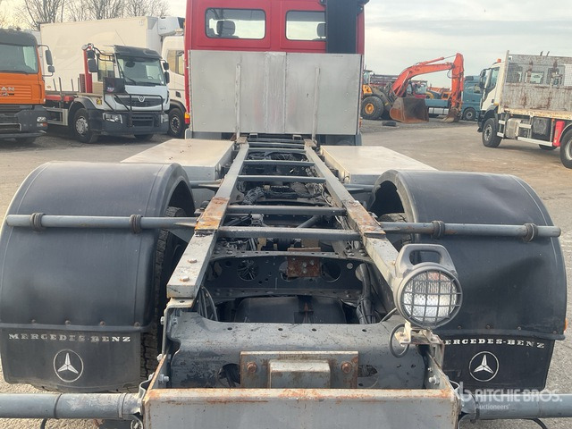 1999 Mercedes-Benz Actros 1835 4x2 Cab and Chassis - Camión chasis: foto 5 1999 Mercedes-Benz Actros 1835 4x2 Cab and Chassis - Camión chasis: foto 5