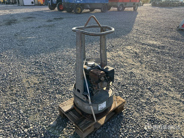 2011 Swepac FR 85 Vibratory Plate Compactor - Plancha reversible: foto 2 2011 Swepac FR 85 Vibratory Plate Compactor - Plancha reversible: foto 2