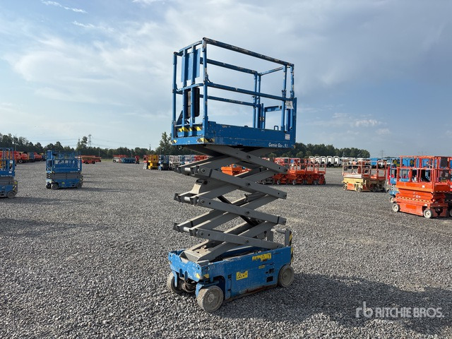 2013 Genie GS-1932 Electric Scissor Lift - Plataforma de tijeras: foto 4 2013 Genie GS-1932 Electric Scissor Lift - Plataforma de tijeras: foto 4
