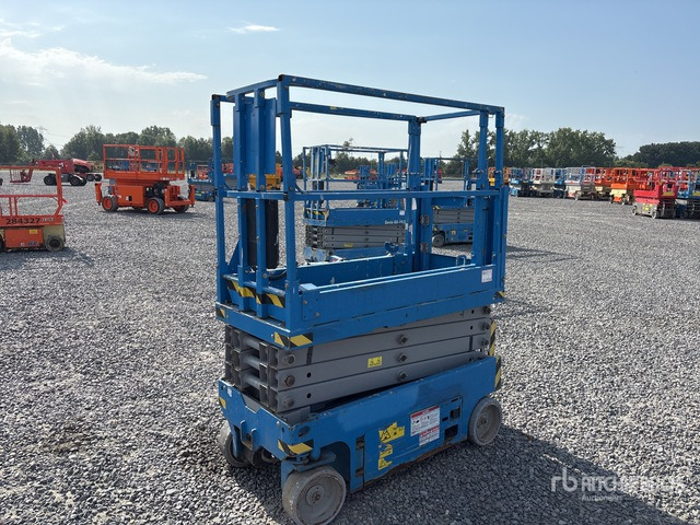 2013 Genie GS1932 Electric Scissor Lift - Plataforma de tijeras: foto 4 2013 Genie GS1932 Electric Scissor Lift - Plataforma de tijeras: foto 4