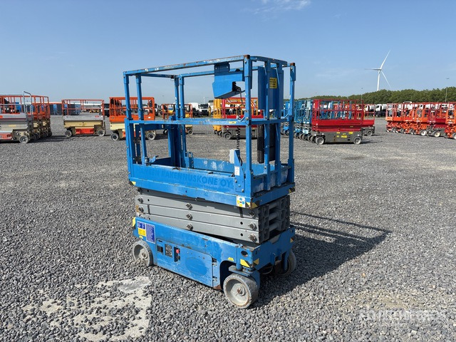 Plataforma de tijeras 2013 Genie GS1932 Electric Scissor Lift: foto 1