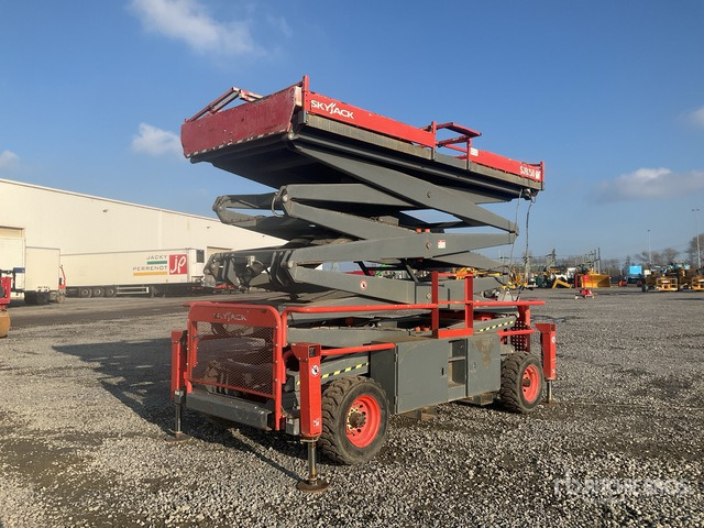 2016 Skyjack SJ9250 4x4 Diesel Scissor Lift - Plataforma de tijeras: foto 3 2016 Skyjack SJ9250 4x4 Diesel Scissor Lift - Plataforma de tijeras: foto 3