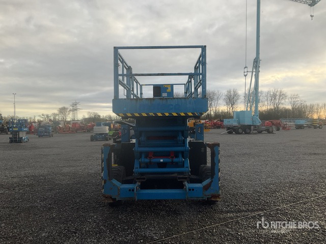 2018 Genie GS-5390 4x4 Diesel Scissor Lift - Plataforma de tijeras: foto 4 2018 Genie GS-5390 4x4 Diesel Scissor Lift - Plataforma de tijeras: foto 4