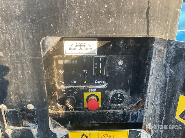 2018 Genie GS-5390 4x4 Diesel Scissor Lift - Plataforma de tijeras: foto 5 2018 Genie GS-5390 4x4 Diesel Scissor Lift - Plataforma de tijeras: foto 5