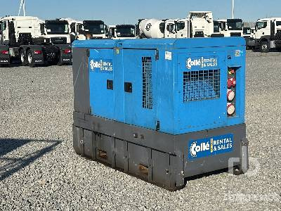 EAC QAS 60 ST3 60 kVA Skid-Mounted - Generador industriale: foto 4 EAC QAS 60 ST3 60 kVA Skid-Mounted - Generador industriale: foto 4