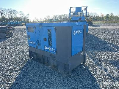 EAC QAS 60 ST3 60 kVA Skid-Mounted - Generador industriale: foto 2 EAC QAS 60 ST3 60 kVA Skid-Mounted - Generador industriale: foto 2
