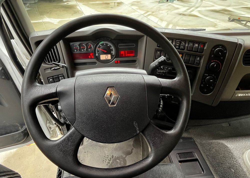 Renault Kerax 380 EEV // Skrzynia Burtowa // HIAB XS166 Hipro + Radio // Zwolnice //  // - Camión caja abierta, Camión grúa: foto 5 Renault Kerax 380 EEV // Skrzynia Burtowa // HIAB XS166 Hipro + Radio // Zwolnice //  // - Camión caja abierta, Camión grúa: foto 5