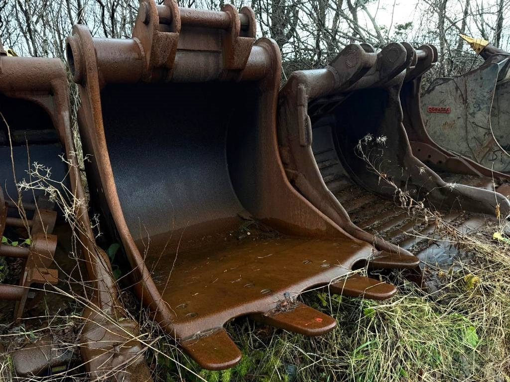 Annet Buckets for Volvo 450 - Cazo para excavadora: foto 3 Annet Buckets for Volvo 450 - Cazo para excavadora: foto 3