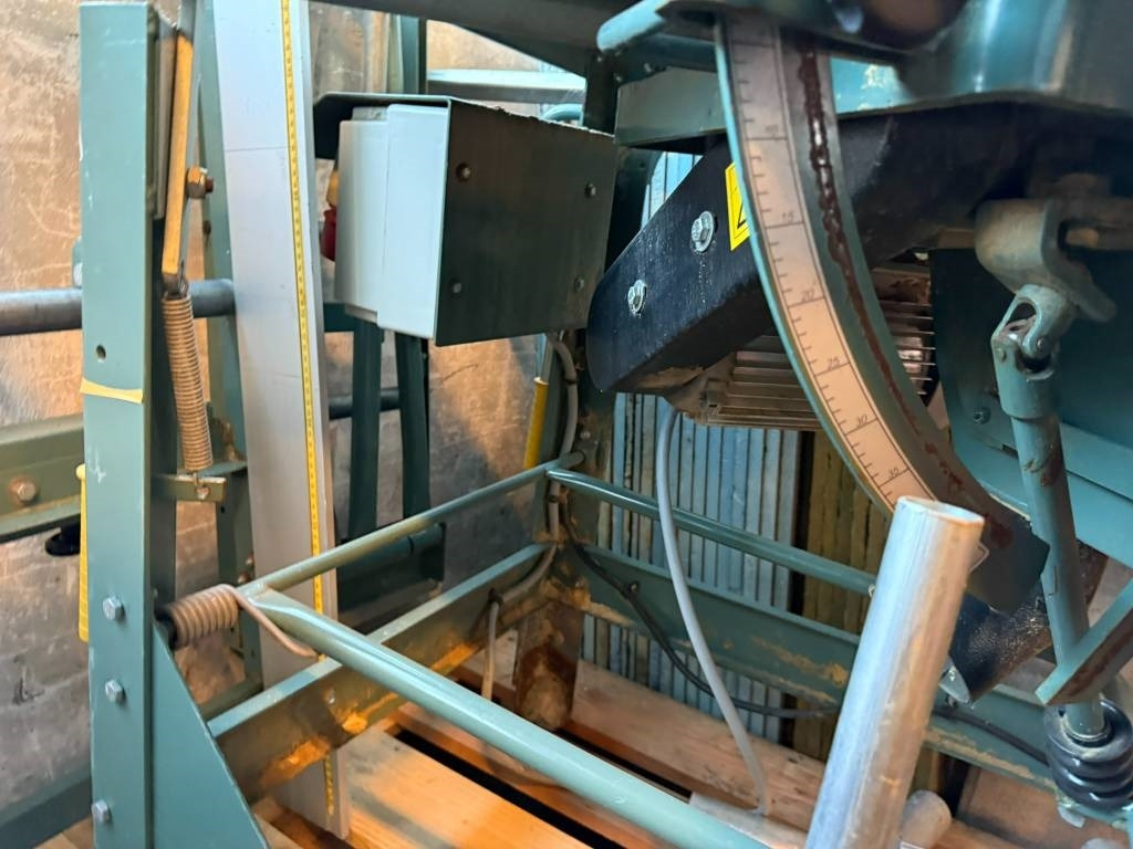 Ernex 1603 230/400 V gjerdesag med rullebord - Máquina para madera: foto 5 Ernex 1603 230/400 V gjerdesag med rullebord - Máquina para madera: foto 5