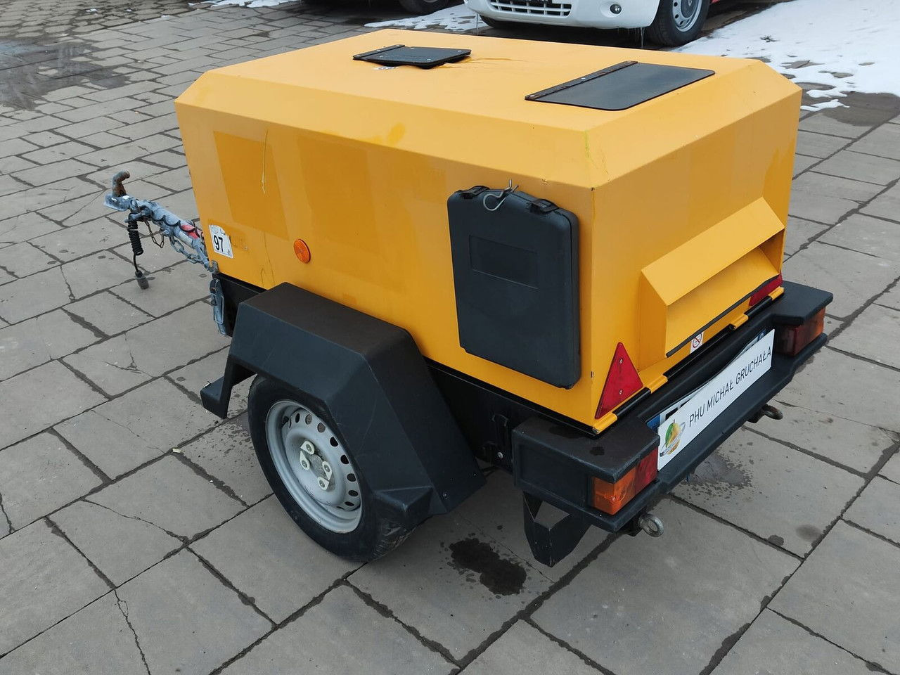 Doosan 7/20 Kompresor sprężarka 2018 Rok 7 BAR Tylko 436 Motogodzin - Compresor de aire: foto 1 Doosan 7/20 Kompresor sprężarka 2018 Rok 7 BAR Tylko 436 Motogodzin - Compresor de aire: foto 1