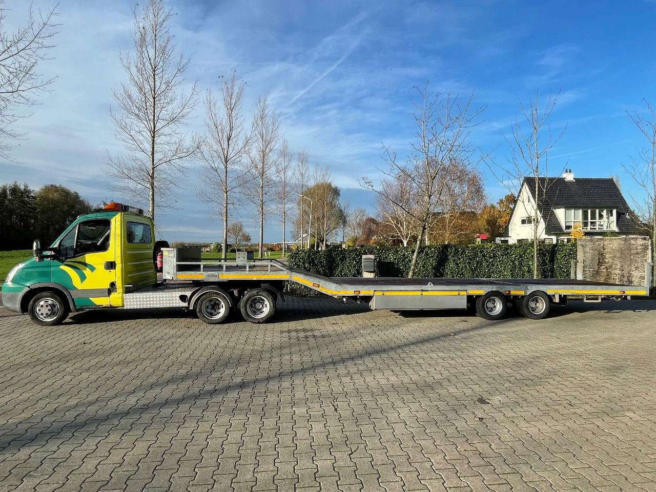 Iveco Daily 35C18 - Cabeza tractora BE, Semirremolque portavehículos: foto 5 Iveco Daily 35C18 - Cabeza tractora BE, Semirremolque portavehículos: foto 5