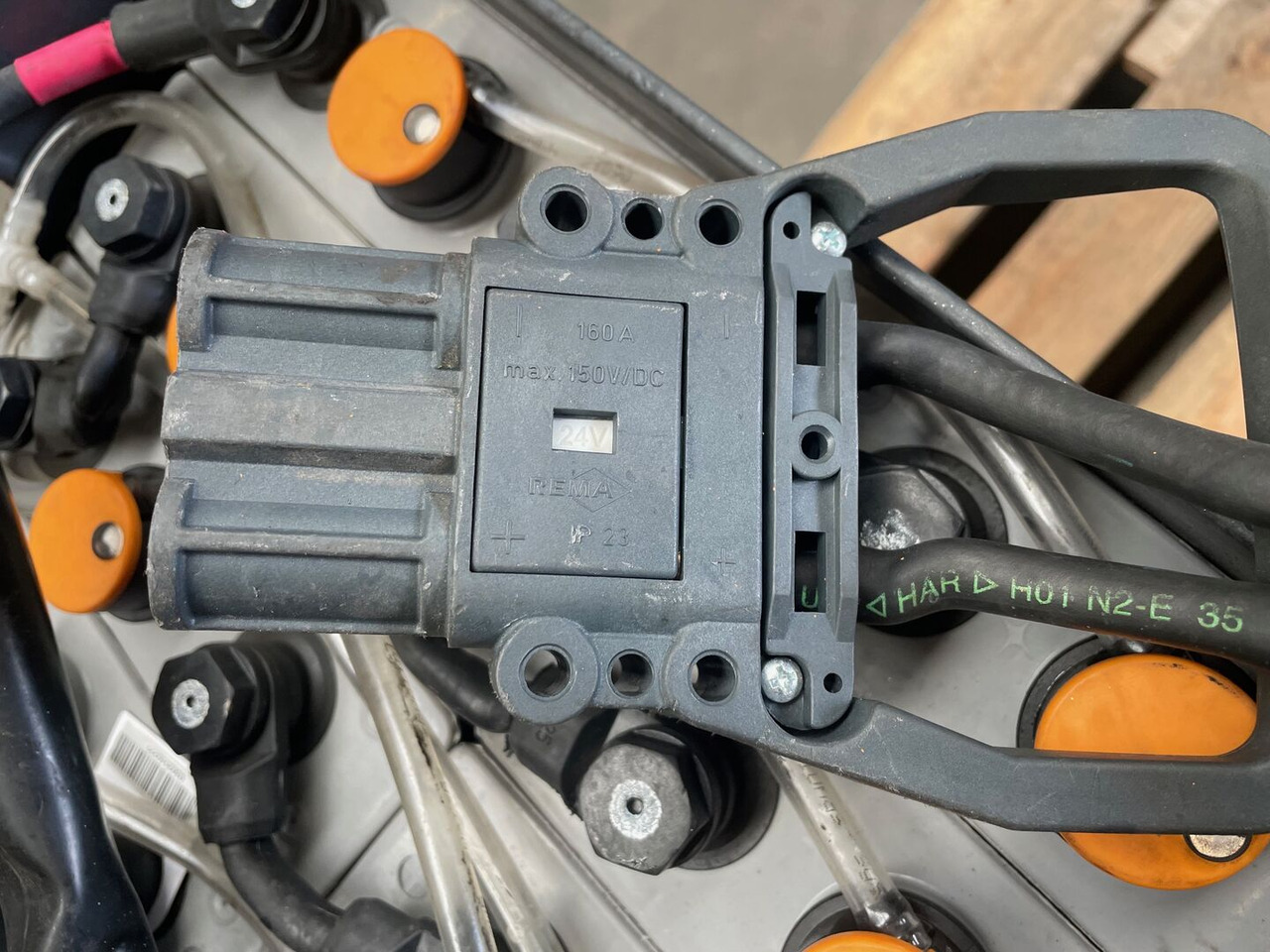 24 Volt I 3 PZS 375 - Acumulador para Equipo de manutención: foto 4 24 Volt I 3 PZS 375 - Acumulador para Equipo de manutención: foto 4