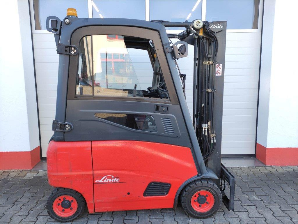Linde E16PH-01-386 - Carretilla elevadora eléctrica: foto 2 Linde E16PH-01-386 - Carretilla elevadora eléctrica: foto 2