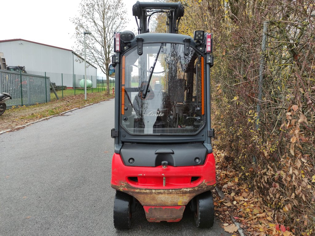 Linde E20PL-02-386 EVO - Carretilla elevadora eléctrica: foto 4 Linde E20PL-02-386 EVO - Carretilla elevadora eléctrica: foto 4