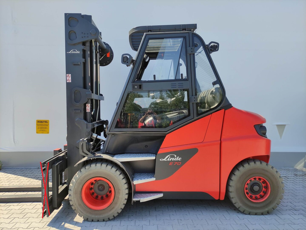 Linde E70-01-127 - Carretilla elevadora eléctrica: foto 1 Linde E70-01-127 - Carretilla elevadora eléctrica: foto 1