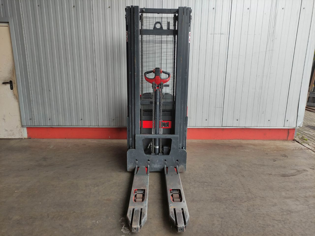 Linde L14 APi - Apilador: foto 3 Linde L14 APi - Apilador: foto 3