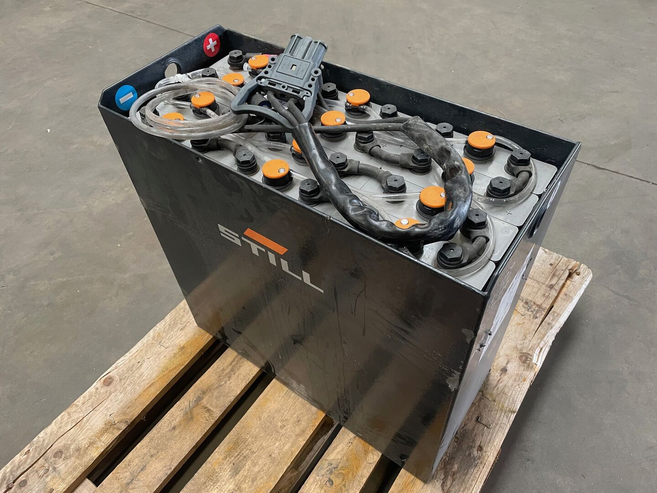 Sunlight I 24 Volt I 3 PzS 375 - Acumulador para Equipo de manutención: foto 1 Sunlight I 24 Volt I 3 PzS 375 - Acumulador para Equipo de manutención: foto 1