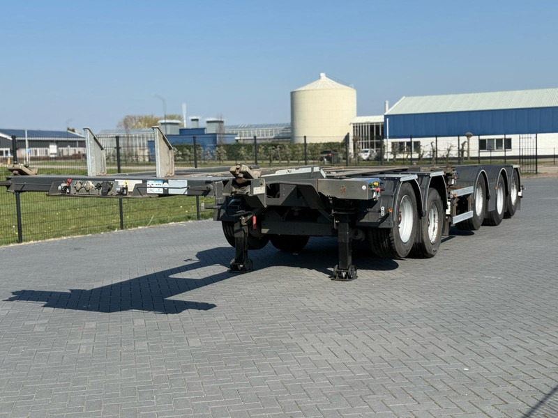 Broshuis 5AKCC 2 CONNECT, BREKER, 5 ASSEN, 2017, TIRES 80% - Semirremolque portacontenedore/ Intercambiable: foto 4 Broshuis 5AKCC 2 CONNECT, BREKER, 5 ASSEN, 2017, TIRES 80% - Semirremolque portacontenedore/ Intercambiable: foto 4
