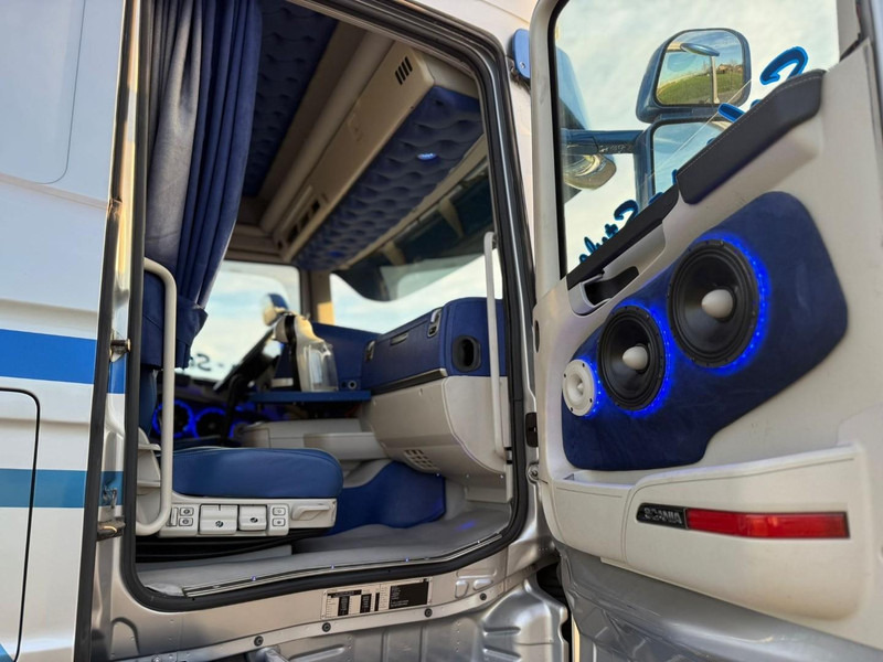 Cabeza tractora Scania R450 SHOW TRUCK, FULL AIR, SPECIAL INTERIOR, RETARDER, PTO.: foto 16 Cabeza tractora Scania R450 SHOW TRUCK, FULL AIR, SPECIAL INTERIOR, RETARDER, PTO.: foto 16