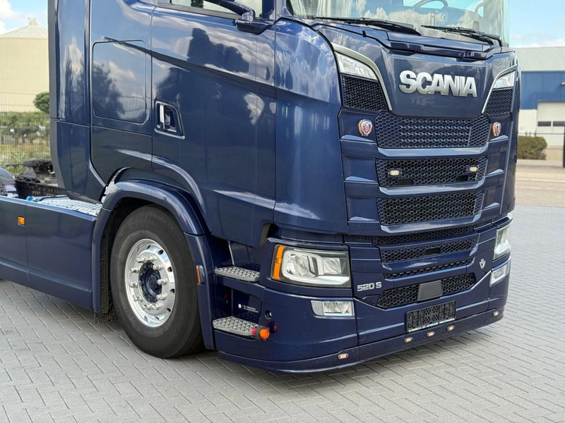 Scania S520 VOLLUCHT, ALCOA, 6 LUCHT BALGEN, LEER. - Cabeza tractora: foto 2 Scania S520 VOLLUCHT, ALCOA, 6 LUCHT BALGEN, LEER. - Cabeza tractora: foto 2