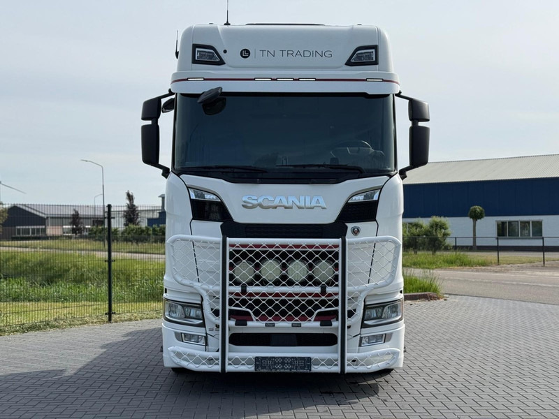 Scania S580 VOLLUCHT, PTO, LEER, RETARDER, TV, 3.15WB, BULLBAR. - Cabeza tractora: foto 4 Scania S580 VOLLUCHT, PTO, LEER, RETARDER, TV, 3.15WB, BULLBAR. - Cabeza tractora: foto 4