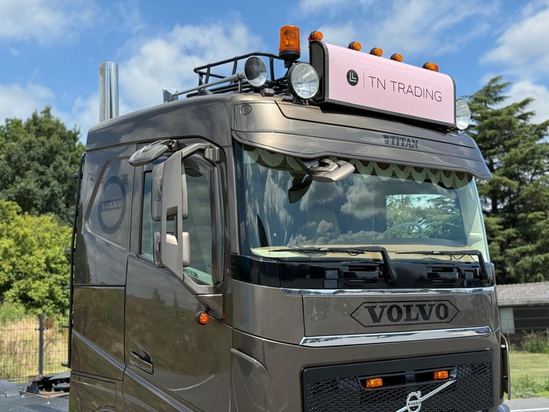 Volvo FH 13.500 SHOW TRUCK, FULL AIR, INTERIOR, TOP, HYDRAULIC. - Cabeza tractora: foto 5 Volvo FH 13.500 SHOW TRUCK, FULL AIR, INTERIOR, TOP, HYDRAULIC. - Cabeza tractora: foto 5