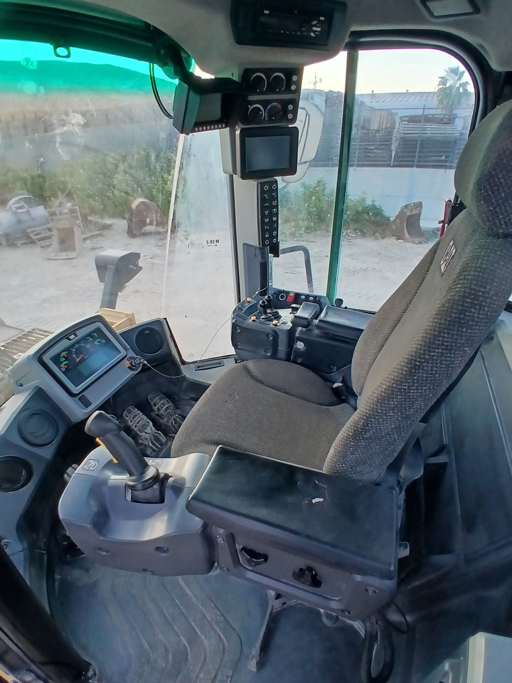 Maquinaria de construcción Caterpillar 966M: foto 11 Maquinaria de construcción Caterpillar 966M: foto 11