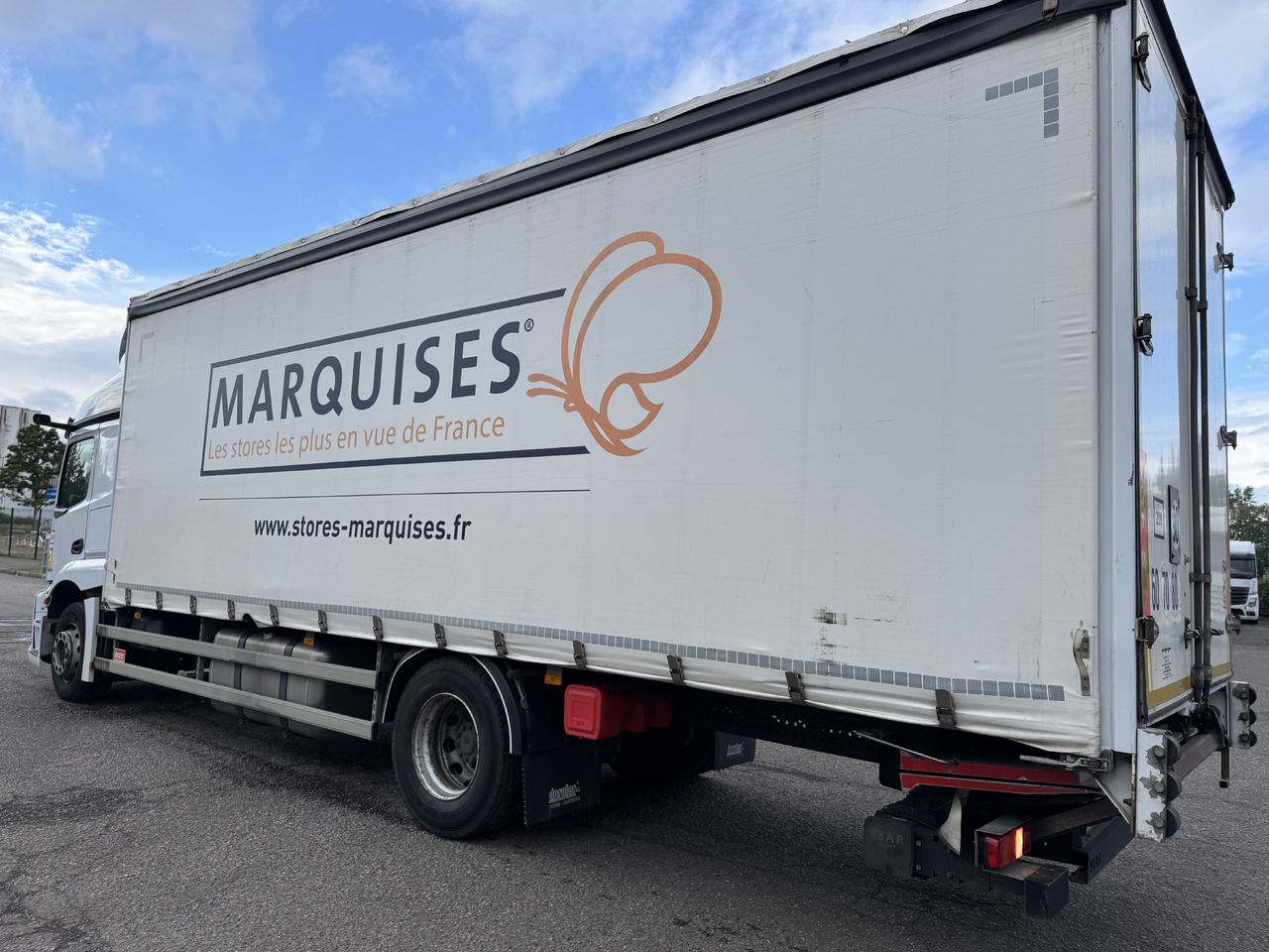 MERCEDES-BENZ Actros - Camión lona: foto 3 MERCEDES-BENZ Actros - Camión lona: foto 3
