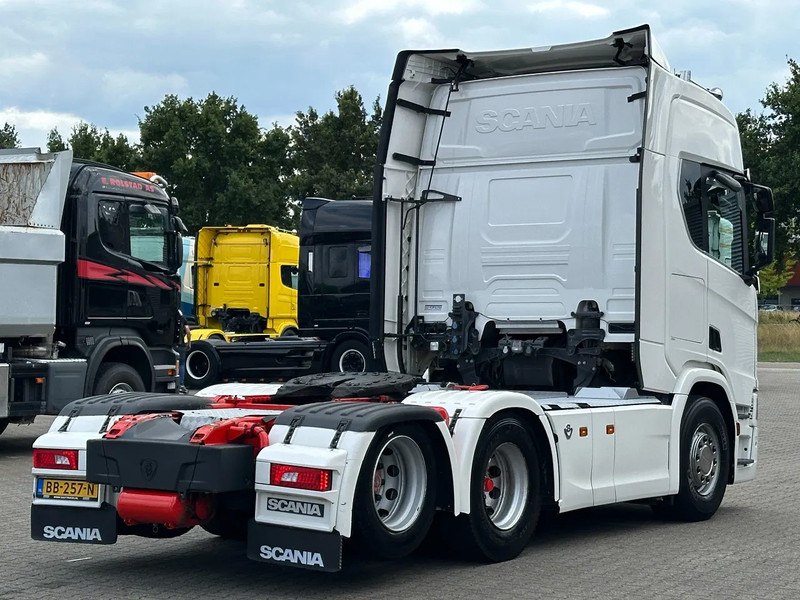 Scania R650 V8 6x2 Boogie / Retarder / 2 Tank / Full Air / Full Spoiler - Cabeza tractora: foto 3 Scania R650 V8 6x2 Boogie / Retarder / 2 Tank / Full Air / Full Spoiler - Cabeza tractora: foto 3