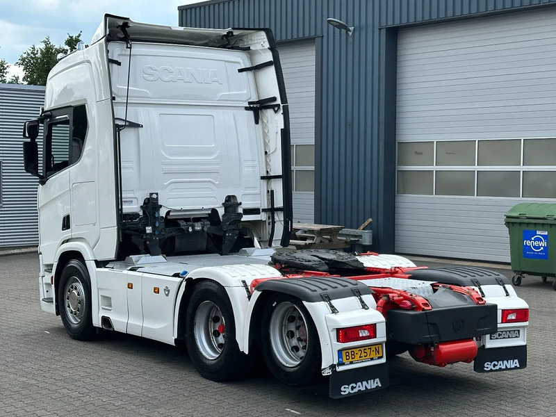 Scania R650 V8 6x2 Boogie / Retarder / 2 Tank / Full Air / Full Spoiler - Cabeza tractora: foto 4 Scania R650 V8 6x2 Boogie / Retarder / 2 Tank / Full Air / Full Spoiler - Cabeza tractora: foto 4