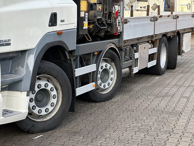 DAF CF 85.360 8x2*6 HIAB 42T/m Crane *NL-Truck* - Camión grúa: foto 4 DAF CF 85.360 8x2*6 HIAB 42T/m Crane *NL-Truck* - Camión grúa: foto 4