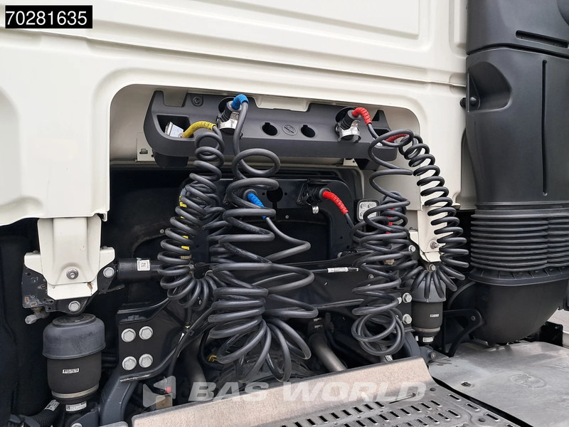 Cabeza tractora DAF XF 480 4X2 SSC Retarder 2x Tanks Standklima ACC LED: foto 13