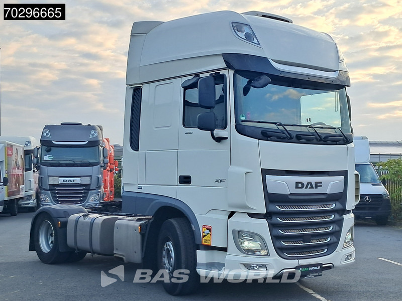 Cabeza tractora DAF XF 480 4X2 SSC Retarder 2xTanks ACC LED Standklima Euro 6: foto 13 Cabeza tractora DAF XF 480 4X2 SSC Retarder 2xTanks ACC LED Standklima Euro 6: foto 13