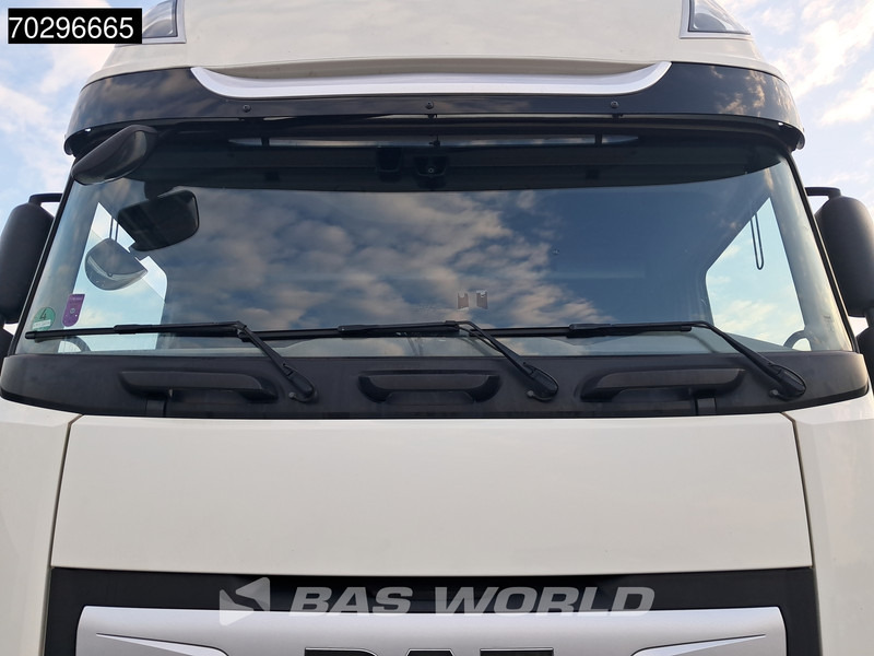 Cabeza tractora DAF XF 480 4X2 SSC Retarder 2xTanks ACC LED Standklima Euro 6: foto 15 Cabeza tractora DAF XF 480 4X2 SSC Retarder 2xTanks ACC LED Standklima Euro 6: foto 15