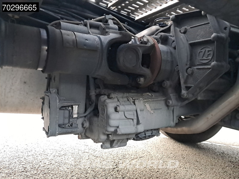 Cabeza tractora DAF XF 480 4X2 SSC Retarder 2xTanks ACC LED Standklima Euro 6: foto 12 Cabeza tractora DAF XF 480 4X2 SSC Retarder 2xTanks ACC LED Standklima Euro 6: foto 12