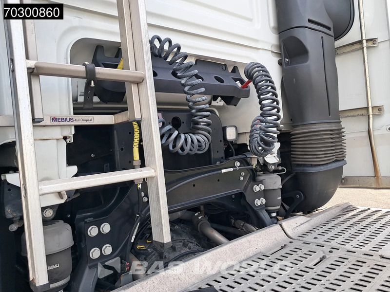 Cabeza tractora DAF XF 480 4X2 SSC Retarder Standklima: foto 12 Cabeza tractora DAF XF 480 4X2 SSC Retarder Standklima: foto 12