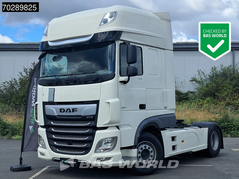DAF XF 530 4X2 SSC Retarder 2xTanks ACC Euro 6 - Cabeza tractora: foto 1 DAF XF 530 4X2 SSC Retarder 2xTanks ACC Euro 6 - Cabeza tractora: foto 1
