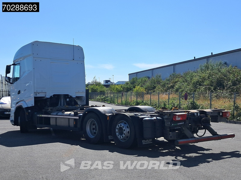 DAF XG 480 6X2 2xTanks Liftachse ACC LED Euro 6 - Camión portacontenedore/ Intercambiable: foto 2 DAF XG 480 6X2 2xTanks Liftachse ACC LED Euro 6 - Camión portacontenedore/ Intercambiable: foto 2