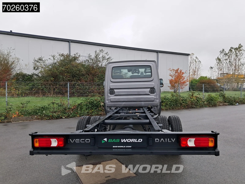 Furgoneta Iveco Daily 35C21 Neu! 3.0L 2025-Modell Automatik 210PS Radstand 410 Fahrgestell Doppelbereifung LED ACC Klima Euro6 Chassis A/C: foto 7