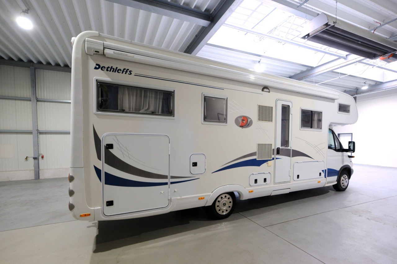 Dethleffs Globetrotter A 8000 XXL/Festbett/Garage/Solar - Autocaravana capuchina: foto 4 Dethleffs Globetrotter A 8000 XXL/Festbett/Garage/Solar - Autocaravana capuchina: foto 4