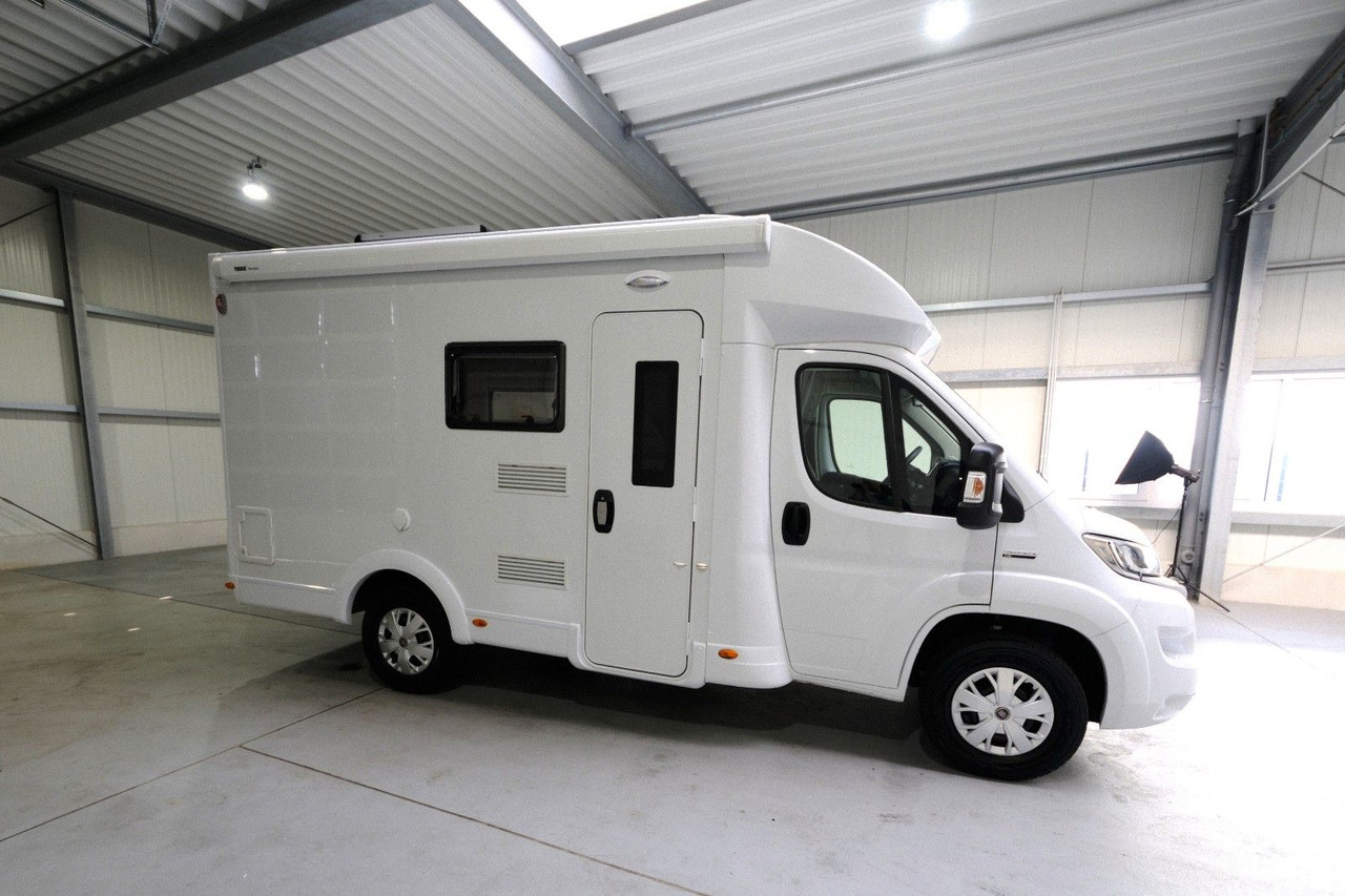 Etrusco T 5900 FB/1.Hand/Festbett/Klima/Markise/Finanz. Etrusco T 5900 FB/1.Hand/Festbett/Klima/FINANZIERUNG - Autocaravana perfilada: foto 2 Etrusco T 5900 FB/1.Hand/Festbett/Klima/Markise/Finanz. Etrusco T 5900 FB/1.Hand/Festbett/Klima/FINANZIERUNG - Autocaravana perfilada: foto 2