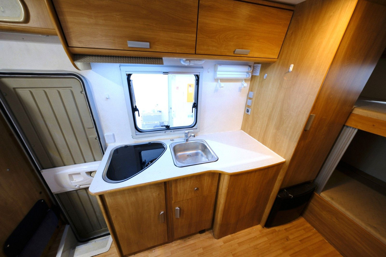 Autocaravana capuchina Rimor Katamarano 7/Etagenbetten/Klima/Solar/Markise: foto 19