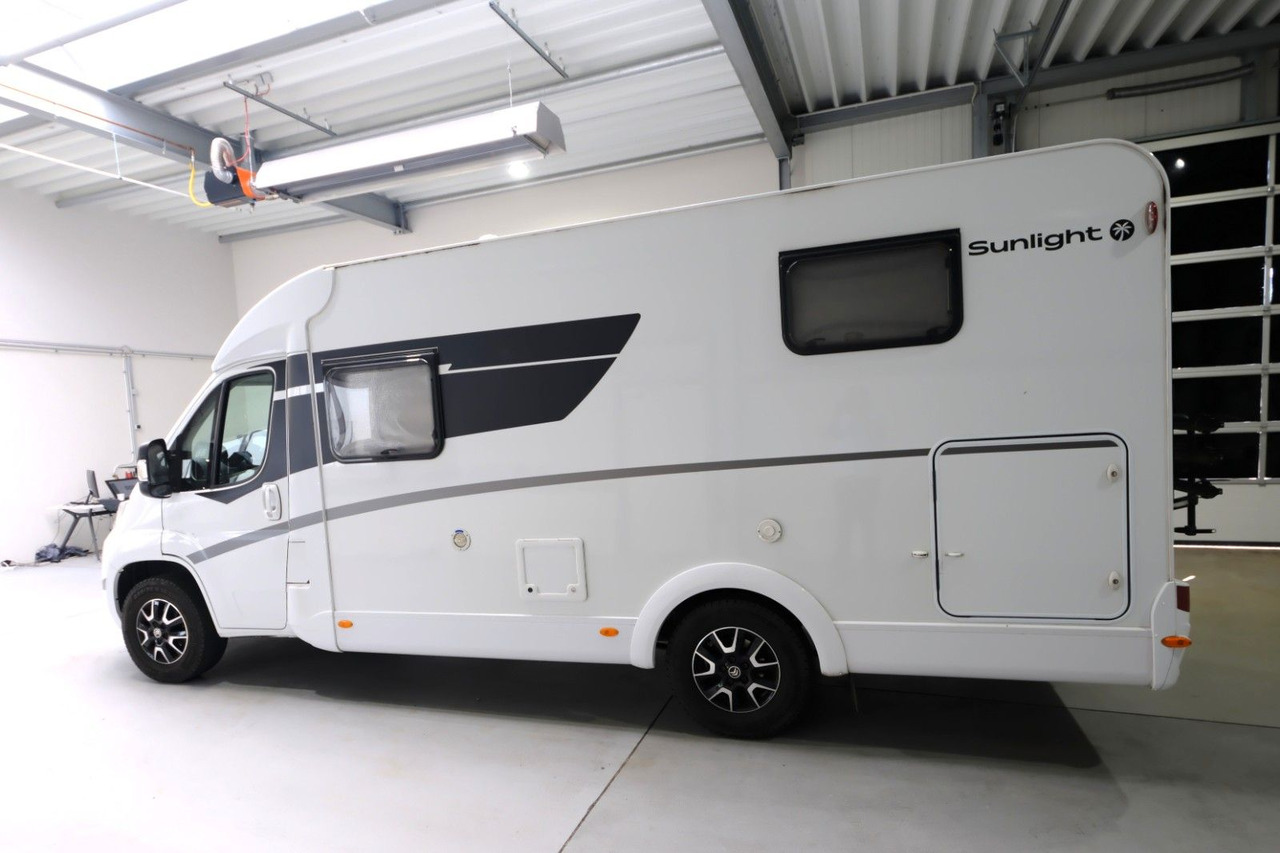Sunlight V 66 Adventure Edition/Einzelbetten/Garage/Klima - Autocaravana perfilada: foto 4 Sunlight V 66 Adventure Edition/Einzelbetten/Garage/Klima - Autocaravana perfilada: foto 4