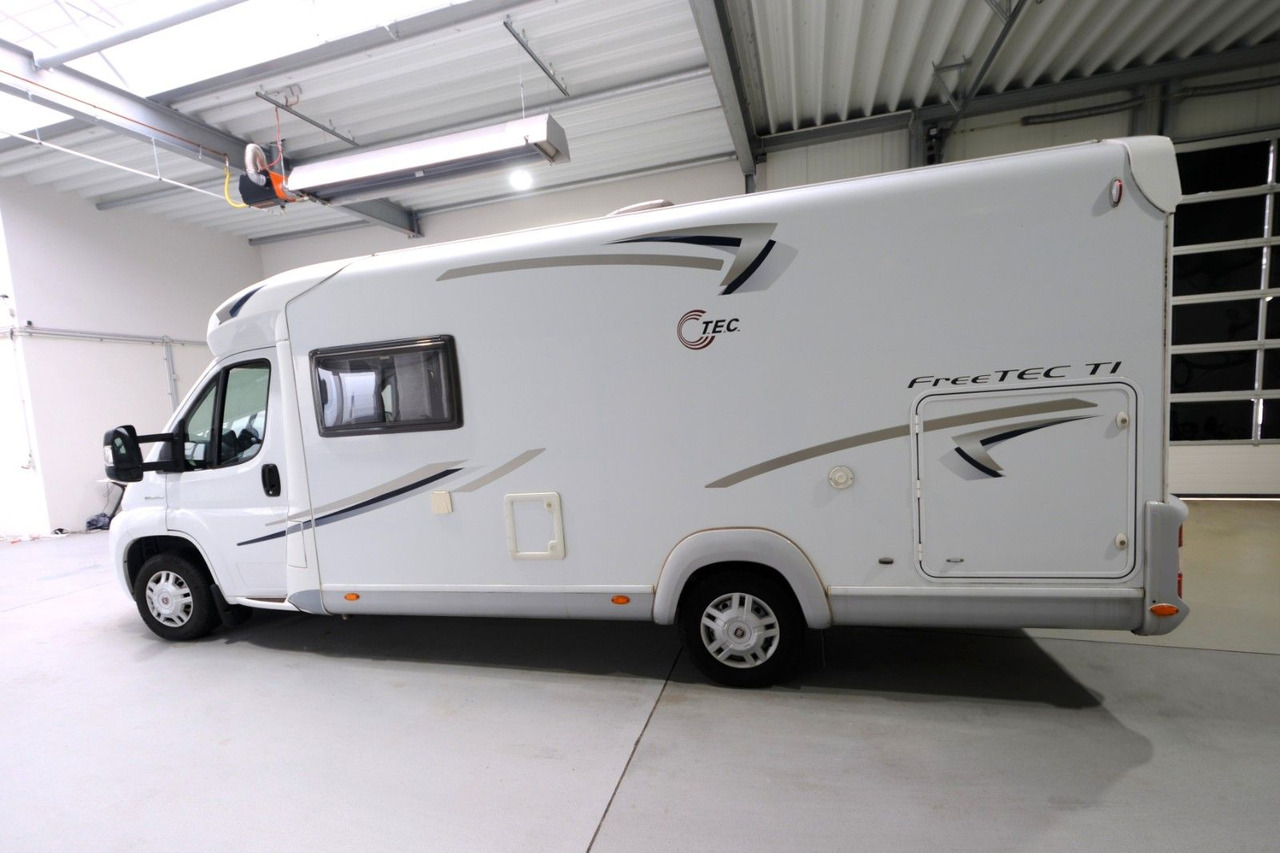 TEC Freetec T 699 G/Festbett/Garage/2xKlima/Markise - Autocaravana perfilada: foto 3 TEC Freetec T 699 G/Festbett/Garage/2xKlima/Markise - Autocaravana perfilada: foto 3