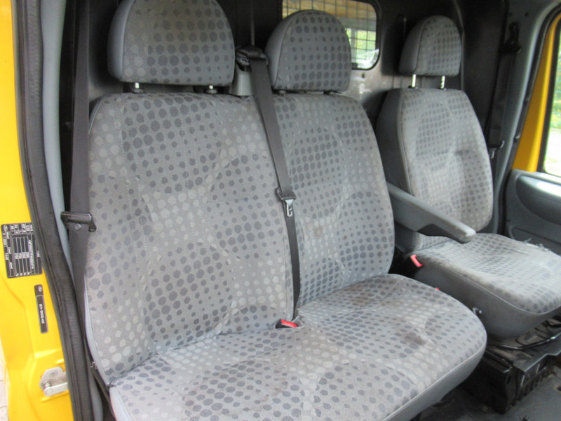 Furgoneta pequeña Ford Transit 140T330S 2.4 TDCI 103KW AWD 4x4 4WD: foto 10 Furgoneta pequeña Ford Transit 140T330S 2.4 TDCI 103KW AWD 4x4 4WD: foto 10