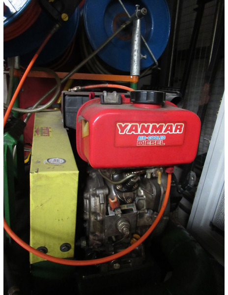 Votex Yanmar Diesel Pneumatische Snoei-unit Pneumatisch Snoei gereedschap - Maquinaria agrícola: foto 2 Votex Yanmar Diesel Pneumatische Snoei-unit Pneumatisch Snoei gereedschap - Maquinaria agrícola: foto 2