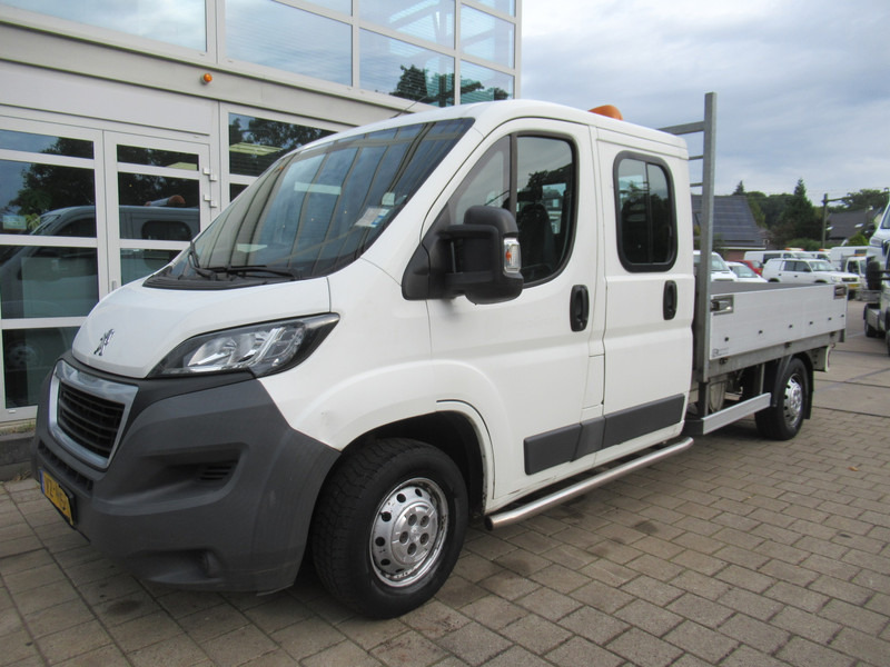 Peugeot Boxer 335 2.2 HDI L3 XR DOKA Dubbelcabine Engine broken - Furgoneta caja abierta, Furgoneta combi: foto 2 Peugeot Boxer 335 2.2 HDI L3 XR DOKA Dubbelcabine Engine broken - Furgoneta caja abierta, Furgoneta combi: foto 2