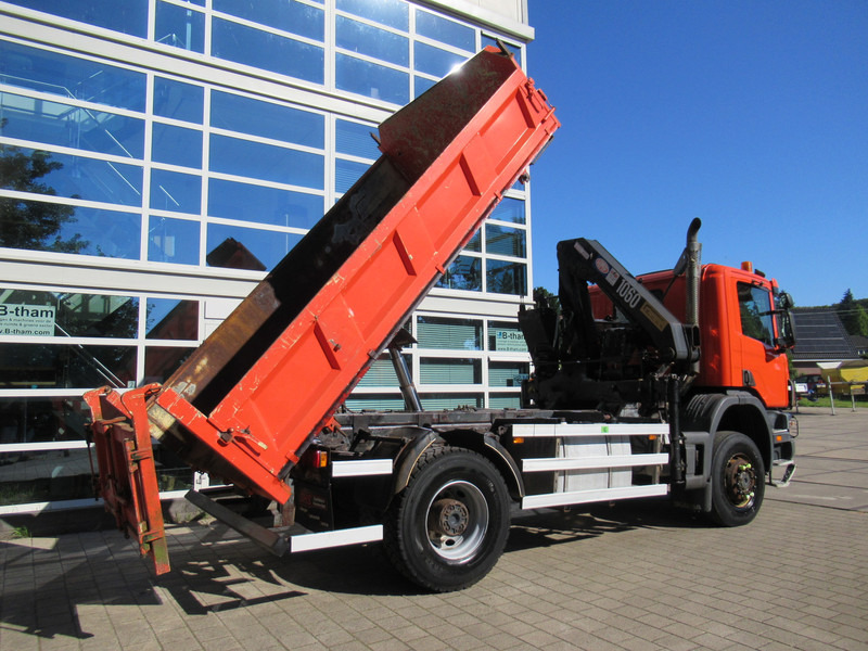Scania P 114 CB 4x4 HZ 340 3-W. Tipper - 3-S. Kipper + HMF 1063 Crane Kran - Camión volquete, Camión grúa: foto 5 Scania P 114 CB 4x4 HZ 340 3-W. Tipper - 3-S. Kipper + HMF 1063 Crane Kran - Camión volquete, Camión grúa: foto 5