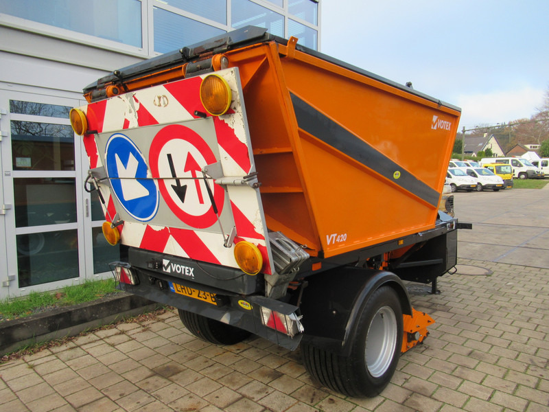 Votex VT420 Veeg-zuigmachine Zuigwagen Saugwagen - Motoazada: foto 4 Votex VT420 Veeg-zuigmachine Zuigwagen Saugwagen - Motoazada: foto 4